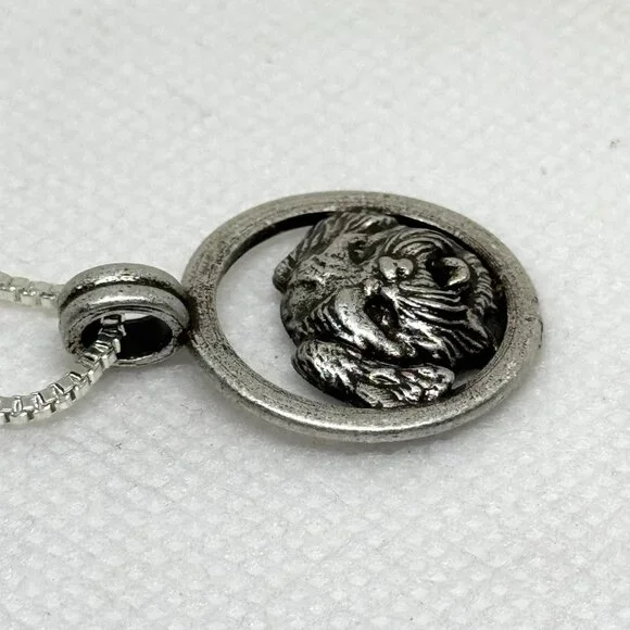 Shih Tzu dog pendant necklace, NWOT - Picture 3 of 5